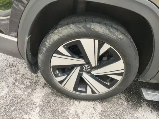 Volkswagen Teramont 2023 (68900 км)