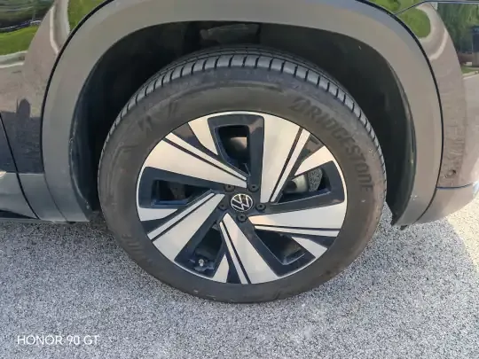 Volkswagen Teramont 2023 (68900 км)