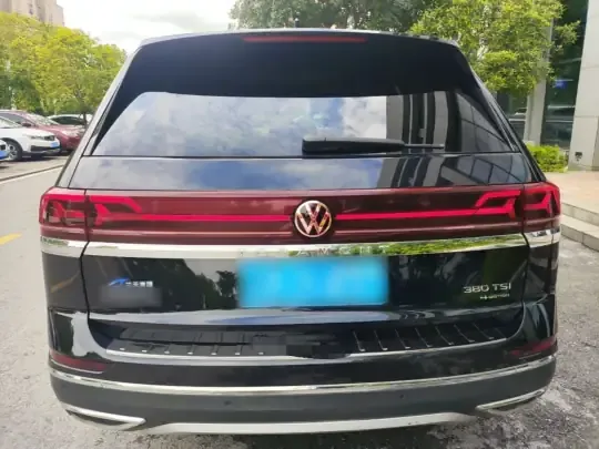 Volkswagen Teramont 2023 (68900 км)