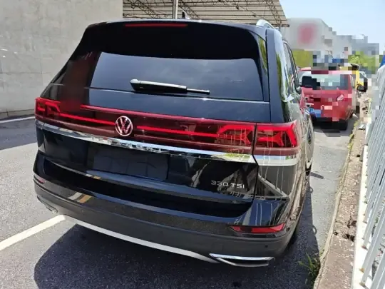 Volkswagen Teramont 2023 (48700 км)