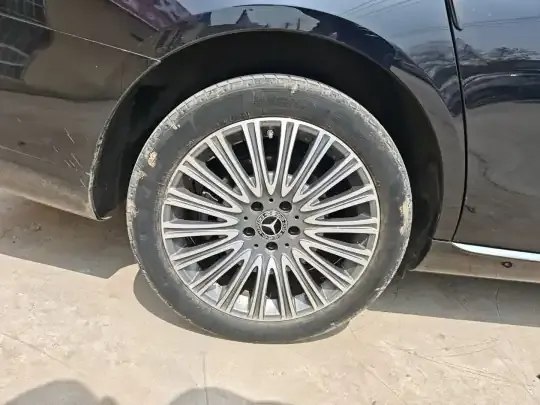 Mercedes-Benz E-Class 2023 (51400 км)