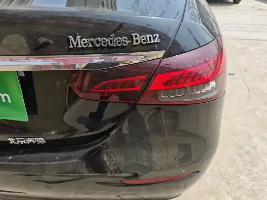 Mercedes-Benz E-Class 2023 (51400 км)