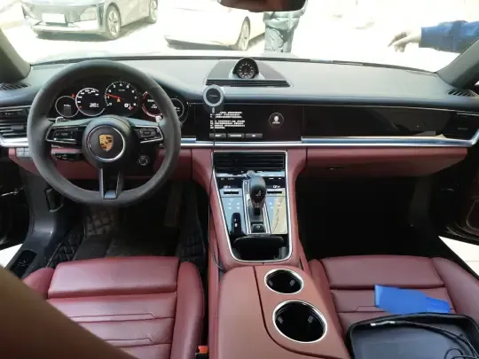 Porsche Panamera 2023 (16600 км)