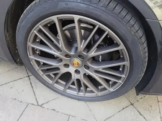 Porsche Panamera 2023 (16600 км)