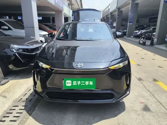 Toyota FAW bZ4X 2022 (25700 км)