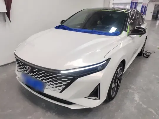 CHANGAN Ruicheng PLUS 2023 (23500 км)