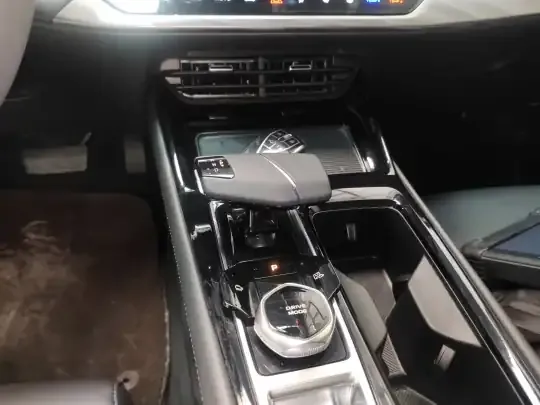 CHANGAN Ruicheng PLUS 2023 (23500 км)