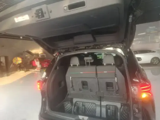 Toyota Granvia 2022 (101800 км)