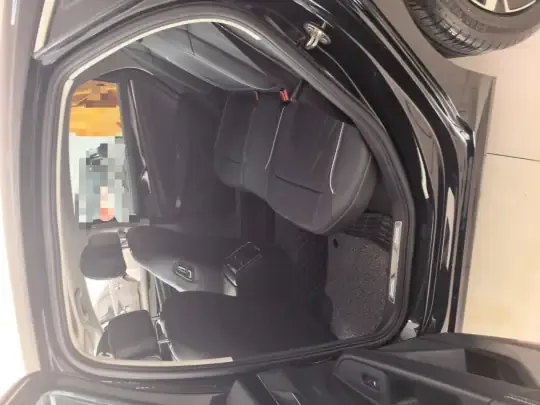 Volkswagen Passat 2023 (25100 км)