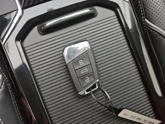 Volkswagen Passat 2023 (41600 км)