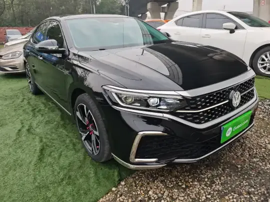 Volkswagen Passat 2023 (41600 км)