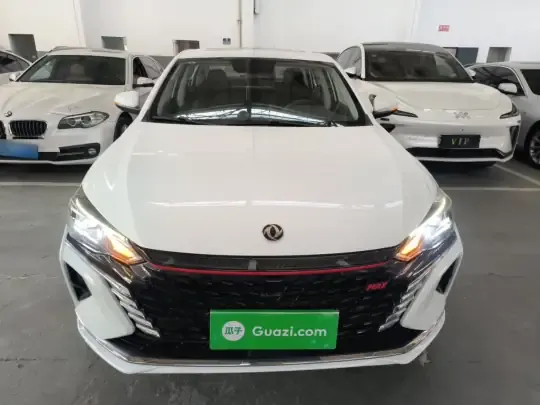 Dongfeng Aeolus Yixuan MAX 2023 (8300 км)
