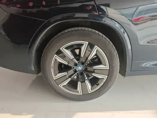 BMW iX3 2022 (17800 км)