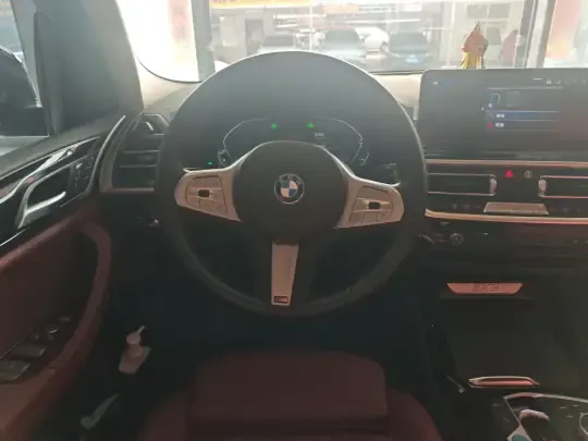 BMW iX3 2022 (17800 км)