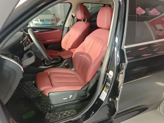 BMW iX3 2022 (17800 км)