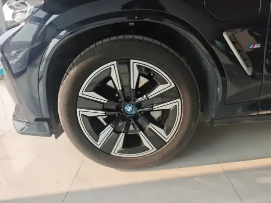 BMW iX3 2022 (17800 км)