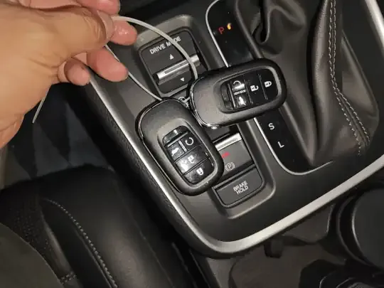 Honda CR-V 2023 (27100 км)