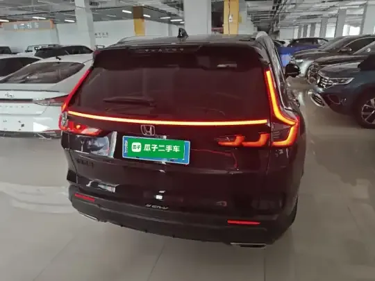 Honda CR-V 2023 (27100 км)