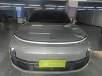 Li Auto L8 2023 (83800 км)