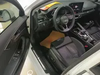 Audi A4L 2023 (28300 км)