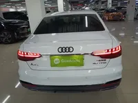 Audi A4L 2023 (28300 км)