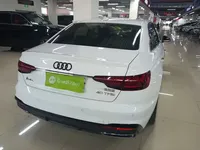 Audi A4L 2023 (28300 км)