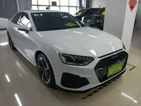 Audi A4L 2023 (28300 км)