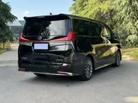 Toyota Vellfire 2023 (33900 км)
