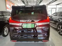Toyota Vellfire 2023 (33900 км)