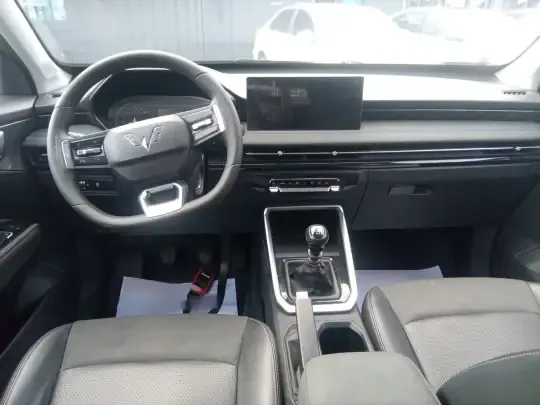 Wuling Alvez 2022 (42900 км)