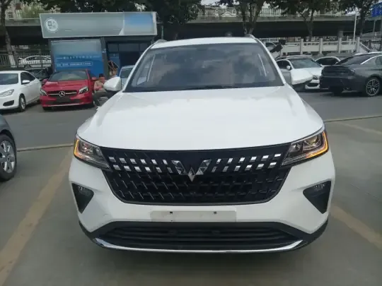Wuling Alvez 2022 (42900 км)