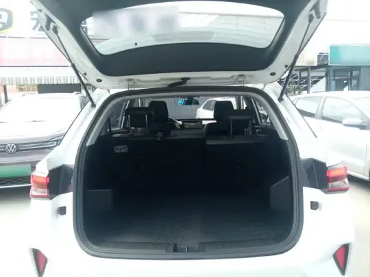 Wuling Alvez 2022 (42900 км)