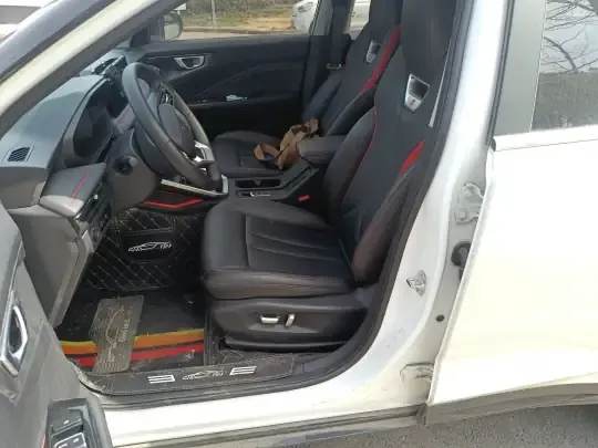 Wuling Alvez 2022 (9800 км)