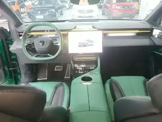 Lotus ELETRE 2023 (39200 км)