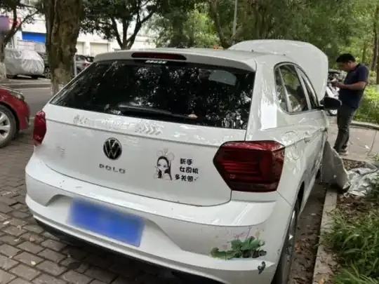 Volkswagen Polo 2023 (24600 км)