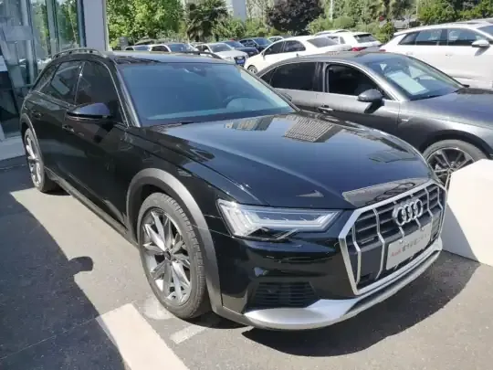 Audi A6 2023 (17100 км)