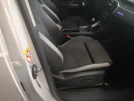 Audi Q3 2023 (40900 км)