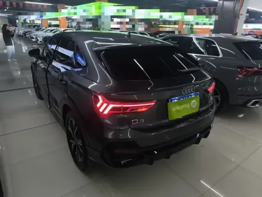 Audi Q3 Sportback 2023 (7100 км)