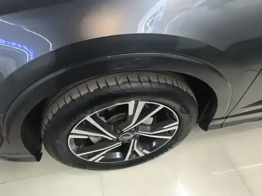 Audi Q3 Sportback 2023 (7100 км)
