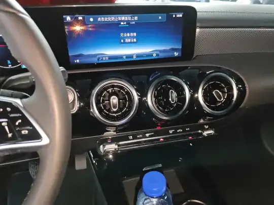 Mercedes-Benz A-Class 2023 (30099 км)
