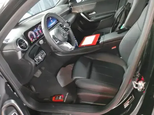 Mercedes-Benz A-Class 2023 (30099 км)