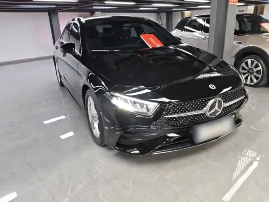 Mercedes-Benz A-Class 2023 (30099 км)