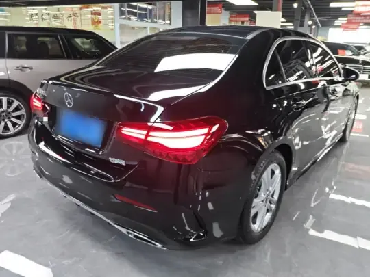 Mercedes-Benz A-Class 2023 (30099 км)