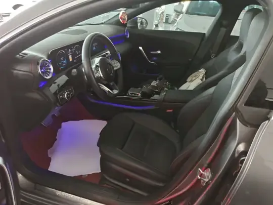 Mercedes-Benz CLA 2023 (12200 км)