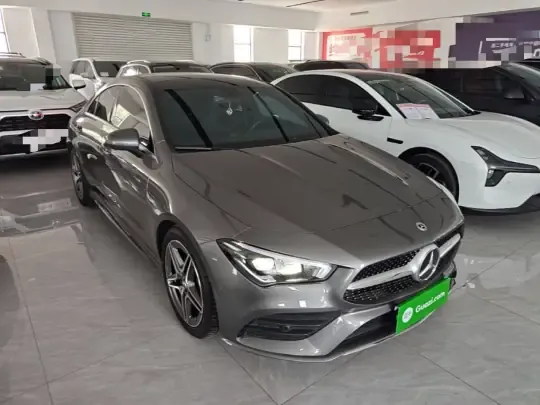Mercedes-Benz CLA 2023 (12200 км)