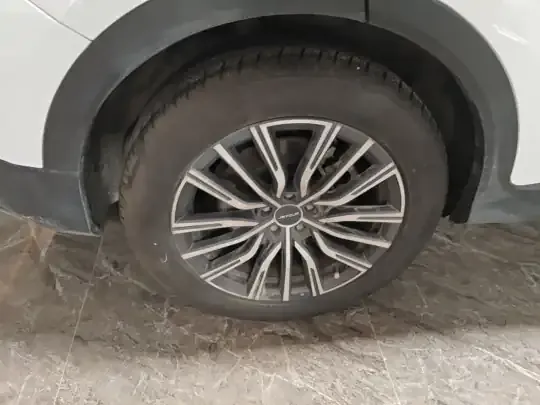 JETOUR X70 PLUS 2023 (29900 км)