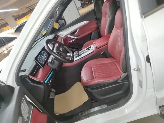 JETOUR X70 PLUS 2023 (57000 км)