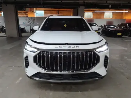 JETOUR X70 PLUS 2023 (57000 км)