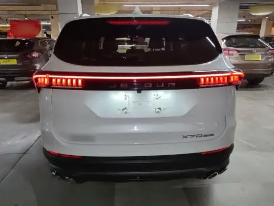JETOUR X70 PLUS 2023 (57000 км)