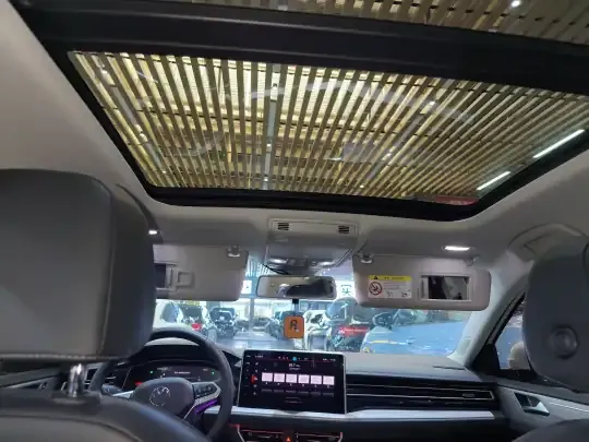 Volkswagen Sagitar 2023 (55400 км)